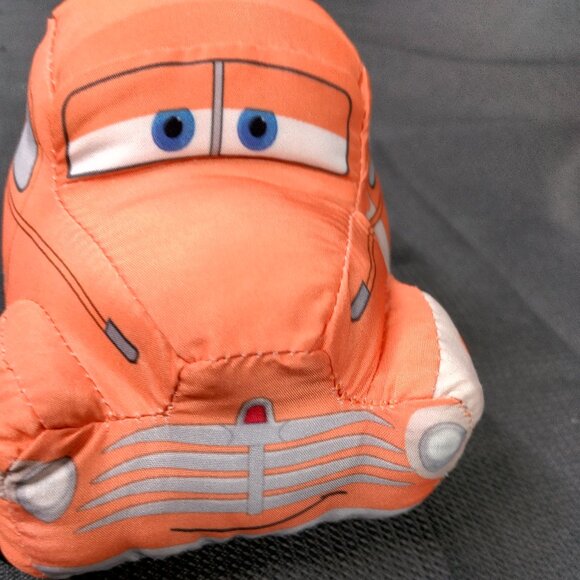 Disney Pixar Cars 3 Crash 'Ems Smokey Plush - Picture 1 of 5